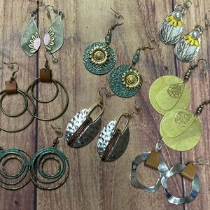 Elegant Mixed Metal Earrings Set of 8